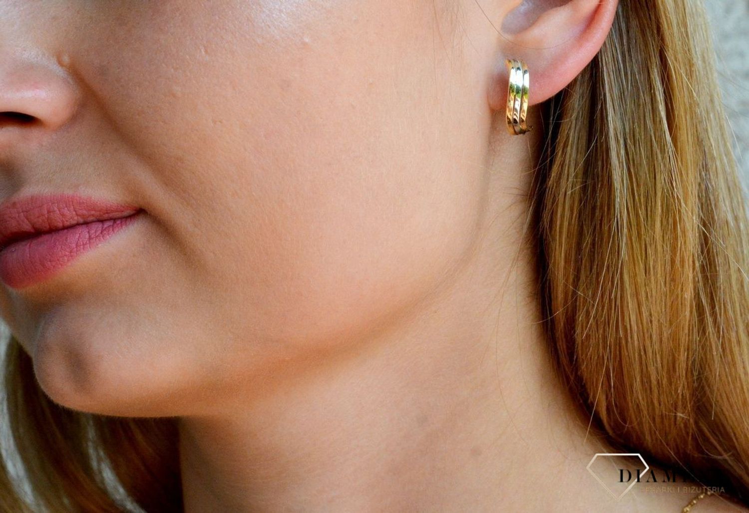 Złote kolczyki damskie 375 angielskie z białym złotem KL 2549 375 (2).jpg